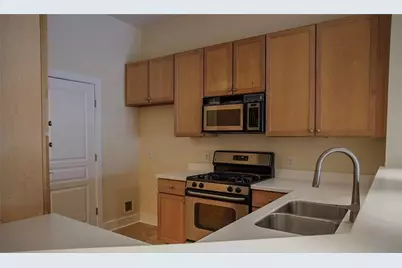 799 Hammond Drive #113, Atlanta, GA 30328 - Photo 7