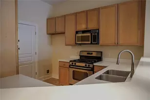 799 Hammond Dr, Atlanta, GA 30328 - Photo 7