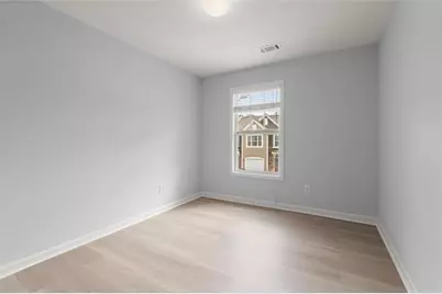 1947 Lakeshore Overlook Circle NW, Kennesaw, GA 30152 - Photo 27