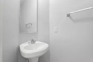 1947 Lakeshore Overlook Cir NW, Kennesaw, GA 30152 - Photo 17