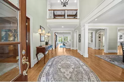 5340 Point South Drive, Gainesville, GA 30504 - Photo 9