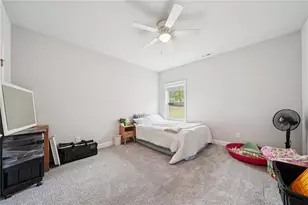 72 Sanders Xing, Newnan, GA 30263 - Photo 9