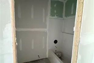 29 Laurel Ln, Carrollton, GA 30116 - Photo 13