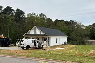 29 Laurel Ln, Carrollton, GA 30116 - Photo 3