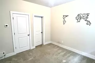 3796 Oxford Cir, Doraville, GA 30340 - Photo 9