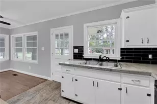 58 Andrew Jackson St, Commerce, GA 30529 - Photo 11