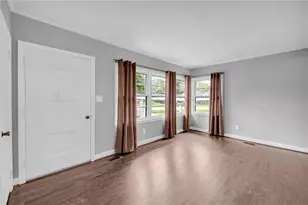 58 Andrew Jackson St, Commerce, GA 30529 - Photo 3