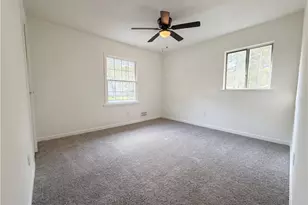 1010 Buckhurst Dr, Atlanta, GA 30349 - Photo 13