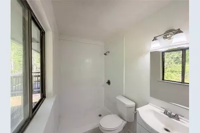 1010 Buckhurst Drive, Atlanta, GA 30349 - Photo 11