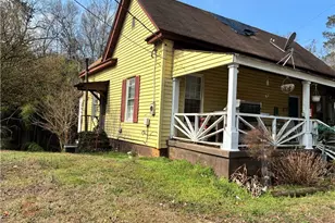 334 Atlanta St, Barnesville, GA 30204 - Photo 3