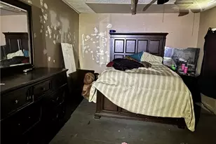 334 Atlanta St, Barnesville, GA 30204 - Photo 5