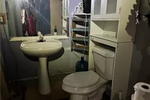 334 Atlanta St, Barnesville, GA 30204 - Photo 7