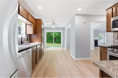 6581 Coventry Point, Austell, GA 30168 - Photo 7