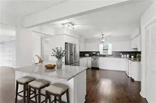 1410 Dallas Cir SW, Marietta, GA 30064 - Photo 3