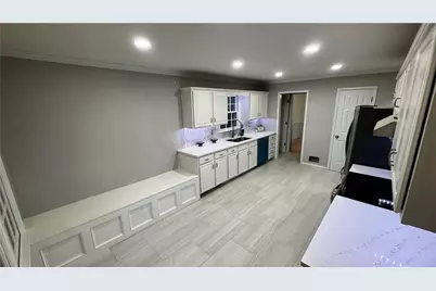 567 Leah Drive, Powder Springs, GA 30127 - Photo 3