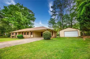 1660 Maple Ct SE, Conyers, GA 30013 - Photo 5