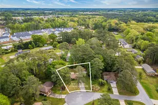 1660 Maple Ct SE, Conyers, GA 30013 - Photo 3