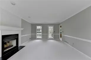 2451 Meadowglen Trail, Snellville, GA 30078 - Photo 9