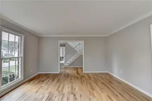 2451 Meadowglen Trail, Snellville, GA 30078 - Photo 7