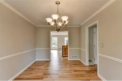 2451 Meadowglen Trail, Snellville, GA 30078 - Photo 29