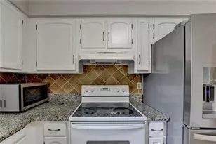 2451 Meadowglen Trail, Snellville, GA 30078 - Photo 23