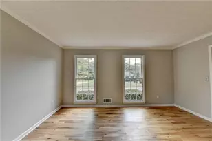 2451 Meadowglen Trail, Snellville, GA 30078 - Photo 5