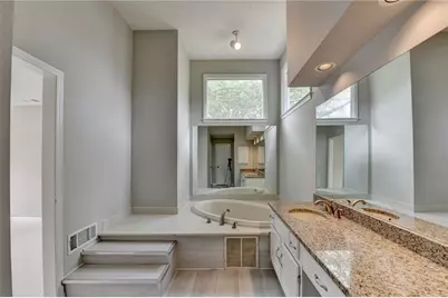 2451 Meadowglen Trail, Snellville, GA 30078 - Photo 39