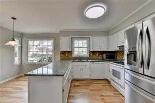 2451 Meadowglen Trail, Snellville, GA 30078 - Photo 19