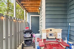 1359 N Crossing Dr NE, Atlanta, GA 30329 - Photo 17