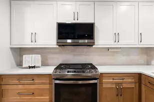 1359 N Crossing Dr NE, Atlanta, GA 30329 - Photo 9