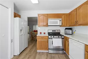 599 St James Walk SE, Marietta, GA 30067 - Photo 13