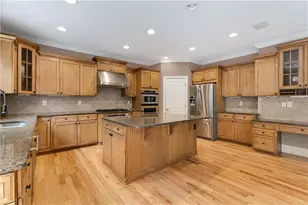 4910 Collins Lake Dr, Mableton, GA 30126 - Photo 9