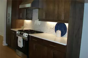 1044 Claudette Colvin Ct, Atlanta, GA 30318 - Photo 7