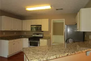 2825 Factor Walk Blvd, Suwanee, GA 30024 - Photo 9