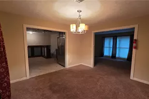 5251 Greenpoint Dr, Stone Mountain, GA 30088 - Photo 15