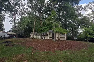 5251 Greenpoint Dr, Stone Mountain, GA 30088 - Photo 83