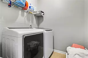 515 Gracelyn Ct SW, Atlanta, GA 30331 - Photo 15