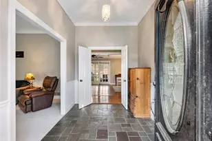 945 Poplar St, Monroe, GA 30655 - Photo 9