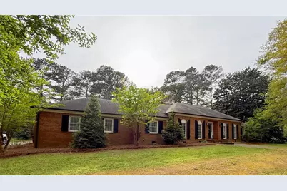 945 Poplar Street, Monroe, GA 30655 - Photo 1