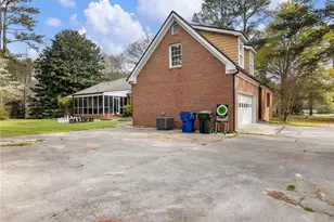 945 Poplar St, Monroe, GA 30655 - Photo 45