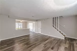 402 Bainbridge Dr, McDonough, GA 30253 - Photo 5