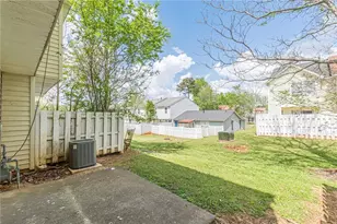 402 Bainbridge Dr, McDonough, GA 30253 - Photo 3