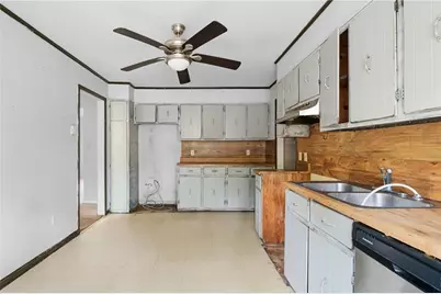 1973 Pine Tree Trail, Gainesville, GA 30501 - Photo 11