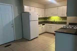 4911 Martins Crossing Rd, Stone Mountain, GA 30088 - Photo 5