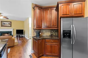 7025 Hampton Bluff Way, Roswell, GA 30075 - Photo 5