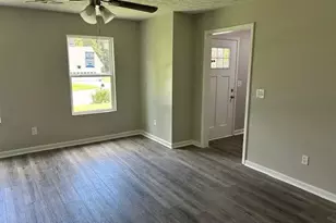 433 Rhett Dr, Loganville, GA 30052 - Photo 3