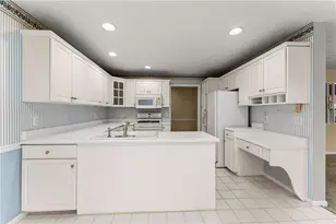 9260 Bayhill Dr, Gainesville, GA 30506 - Photo 17