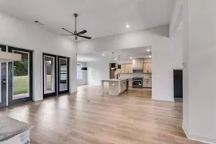 728 Lake Cir Rd, Buchanan, GA 30113 - Photo 7