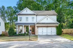 243 N Gwinnett St, Buford, GA 30518 - Photo 1