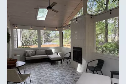 243 N Gwinnett Street, Buford, GA 30518 - Photo 11